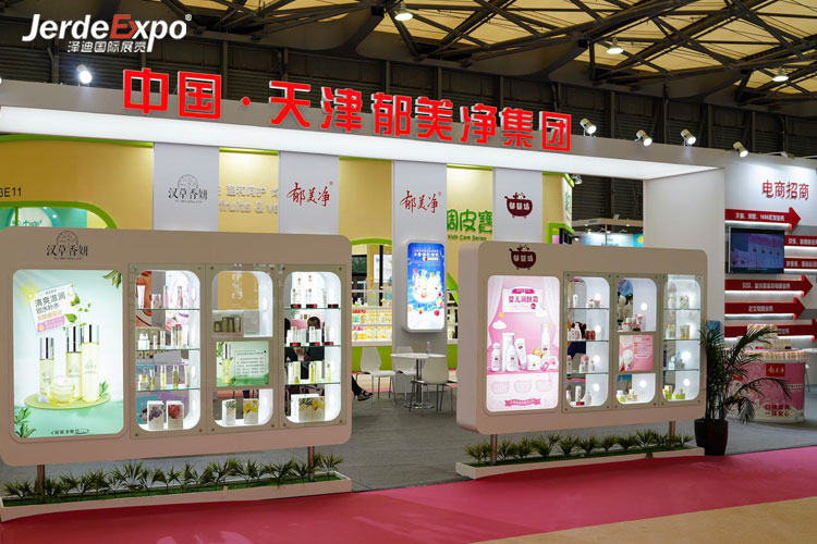 戶外展臺為什么要采用鋼木結(jié)合結(jié)構(gòu)呢？上海展臺布置搭建公司答